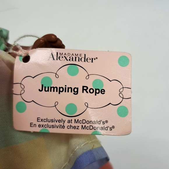 2005 Madame Alexander doll "Jumping Rope" McDonald's toy - Picture 4 of 6